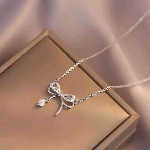 Allure Glittering Pendants &amp; Lockets*